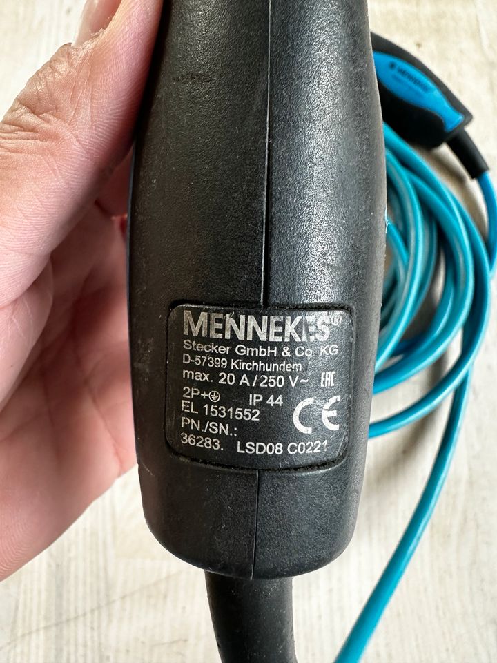 Mennekes Ladekabel Mode 3 typ2/typ1  7,5m in Henstedt-Ulzburg