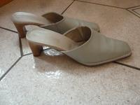 Damenschuhe Pantoletten Elisa Gr. 38 Italy ELASTOMERE Bayern - Greding Vorschau