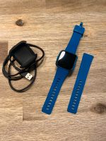 Fitbit Versa Lite (blau) + Ladegerät Brandenburg - Mühlenbecker Land Vorschau