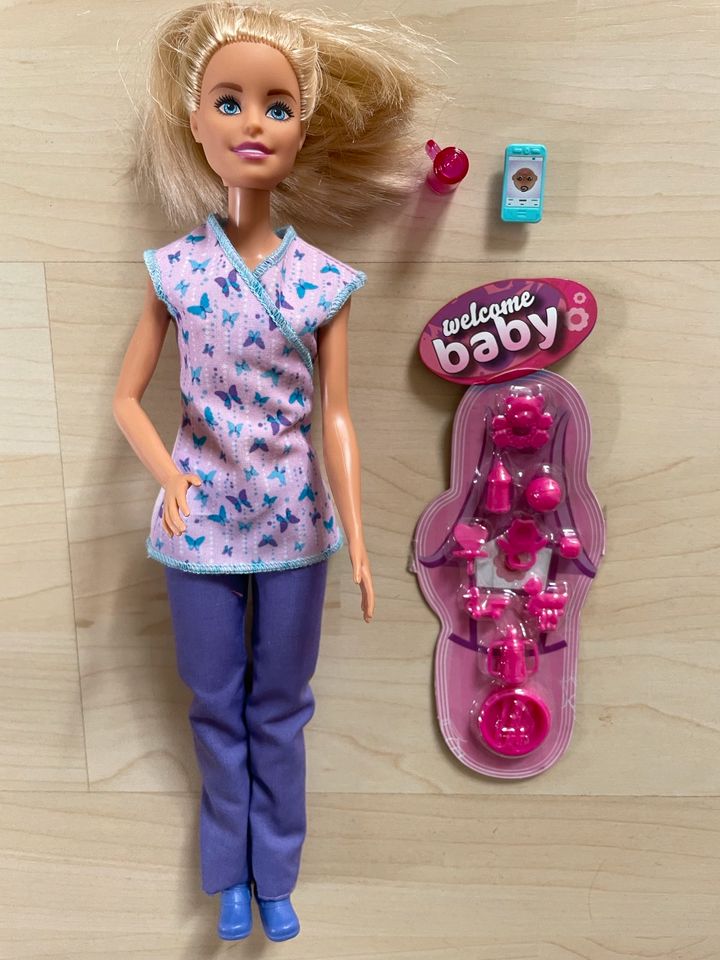 Barbie Babysitterin in Kahl am Main