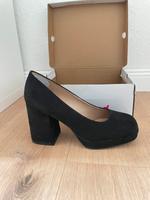 Schwarze hohe Schuhe Niedersachsen - Winsen (Luhe) Vorschau