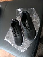 Sneakers Sport Turnschuhe Größe 35 Baden-Württemberg - Pforzheim Vorschau