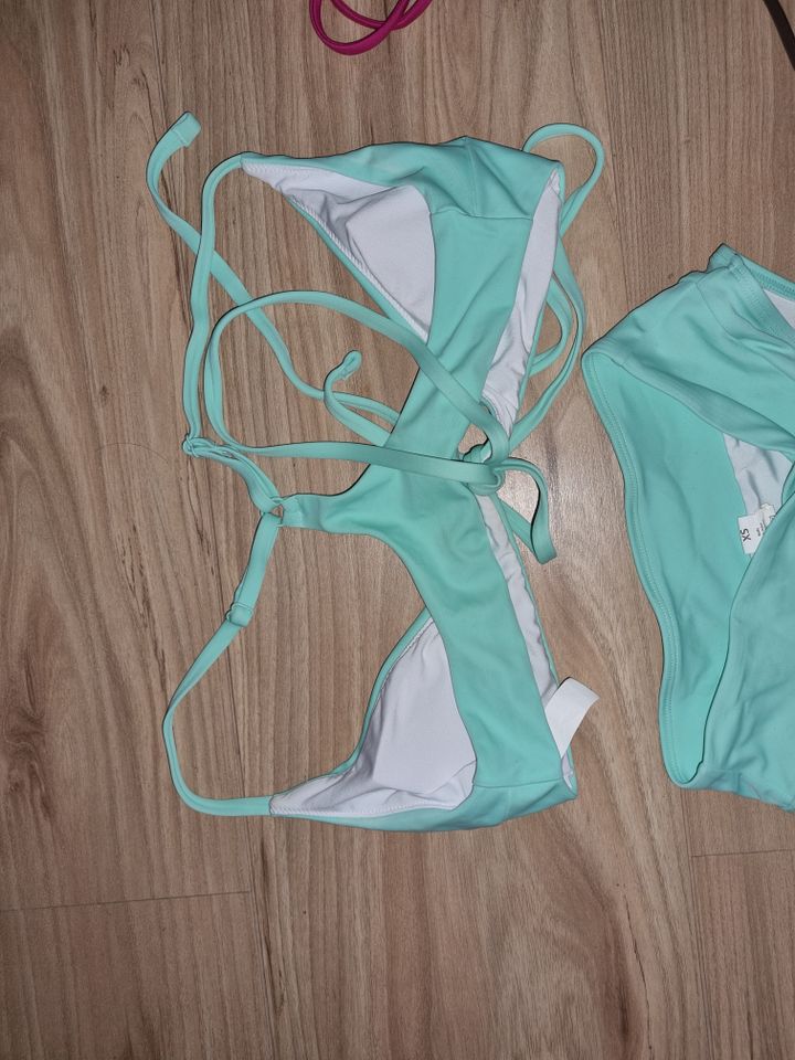 Victoria`s Secret Bikini Top pink Primark khaki Bikini mint XS in Berlin