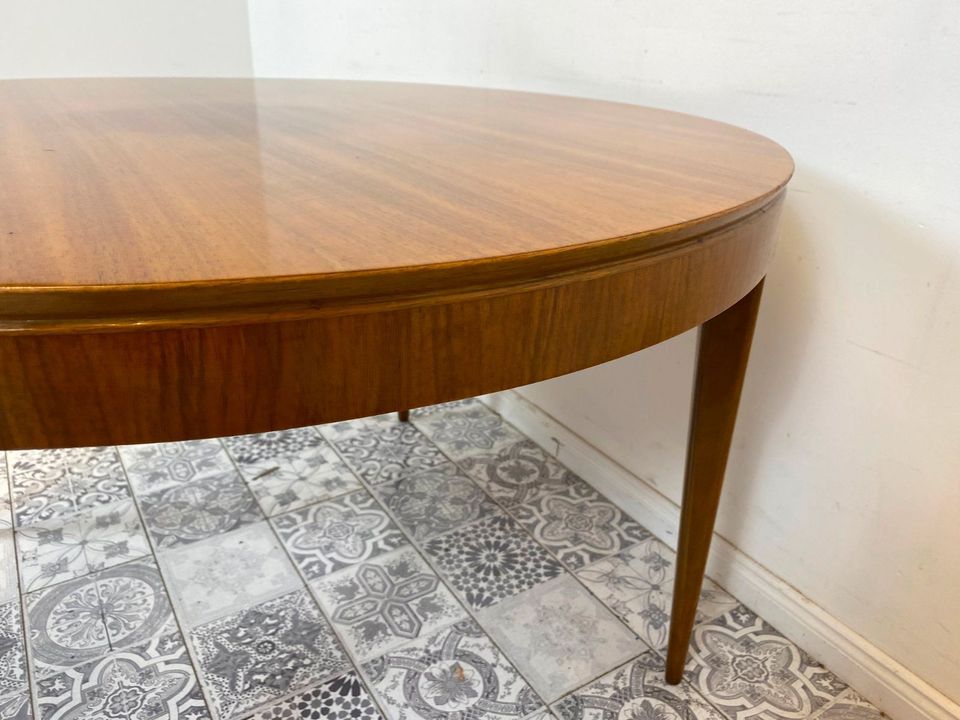 WMK Besonders schöner & sehr gut erhaltener runder skandinavischer Designer Couchtisch von Ole Wanscher für AJ Iversen aus den 1950ern # Wohnzimmertisch Coffee Table Danish Design Mid-Century Vintage in Berlin