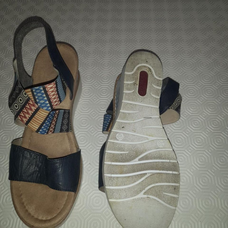 Sandalette mit Keilabsatz, blau in Berlin