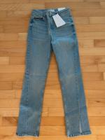 Neue Bershka Jeans mit Schlitz Nordrhein-Westfalen - Ratingen Vorschau