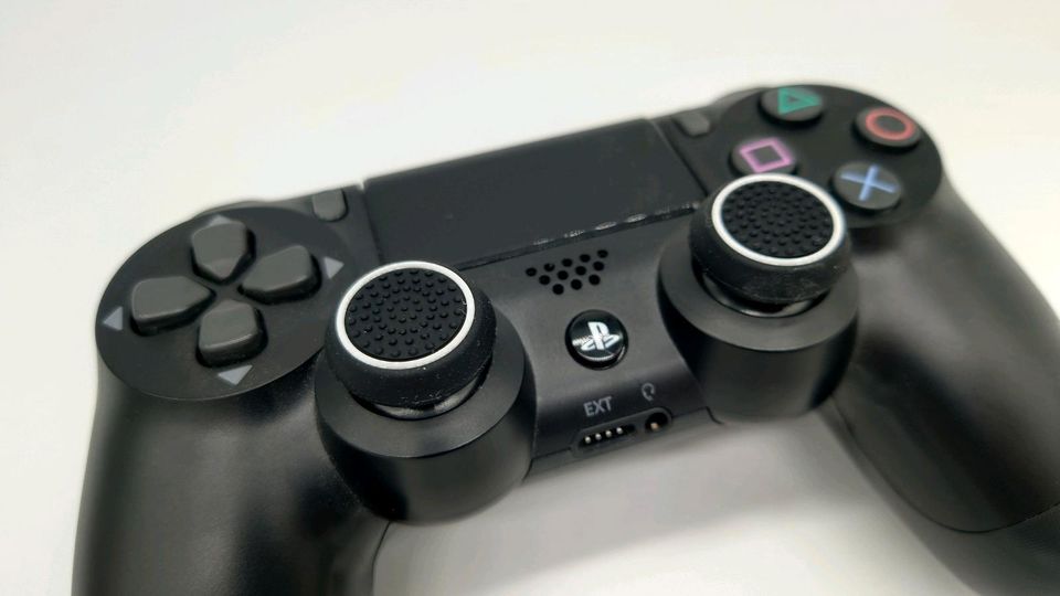 Playstation 4 & PS 5 Xbox One/ Series X/S Controller Kappen Caps in Mülheim-Kärlich