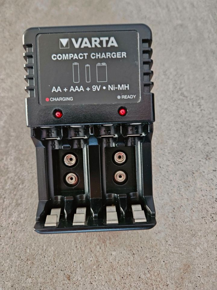 VARTA Akku-Ladegerät 57039 in Gütersloh