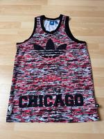 Adidas Top Shirt Tshirt Sportoberteil Chicago Bulls Gr. S Baden-Württemberg - Metzingen Vorschau