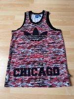 Adidas Top Shirt Tshirt Sportoberteil Chicago Bulls Gr. S Baden-Württemberg - Metzingen Vorschau