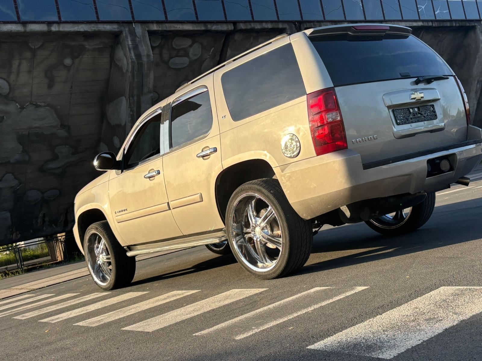 Abbildung des Autos Chevrolet Tahoe 5.3 V8 |…