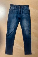 Blaue Herren Jeans Hose von Pull&Bear, Gr. 40 Hessen - Herborn Vorschau