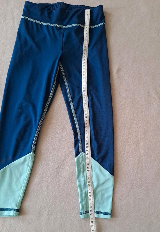 Kinder Sportbekleidung Gr 122/128  Shirt und Hose in Schwerin