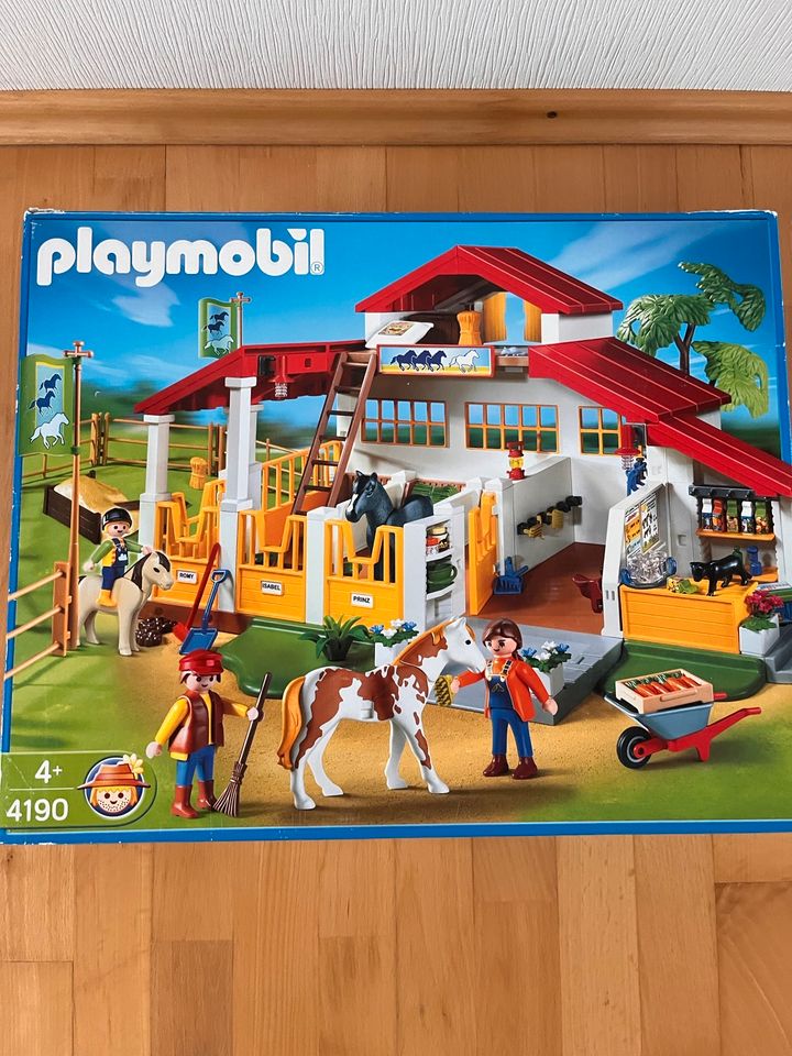 Playmobil moderner Reiterhof 4190 in Twistringen