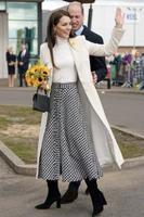 Zara Rock Hahnentritt Tweed Bouclé Kate Middleton M Nordrhein-Westfalen - Brilon Vorschau