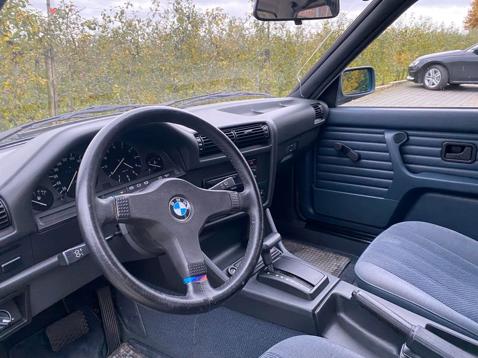 BMW 316i, E30 in Bottrop