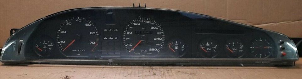 Tachometer Audi 100 V8 quattro in Kodersdorf