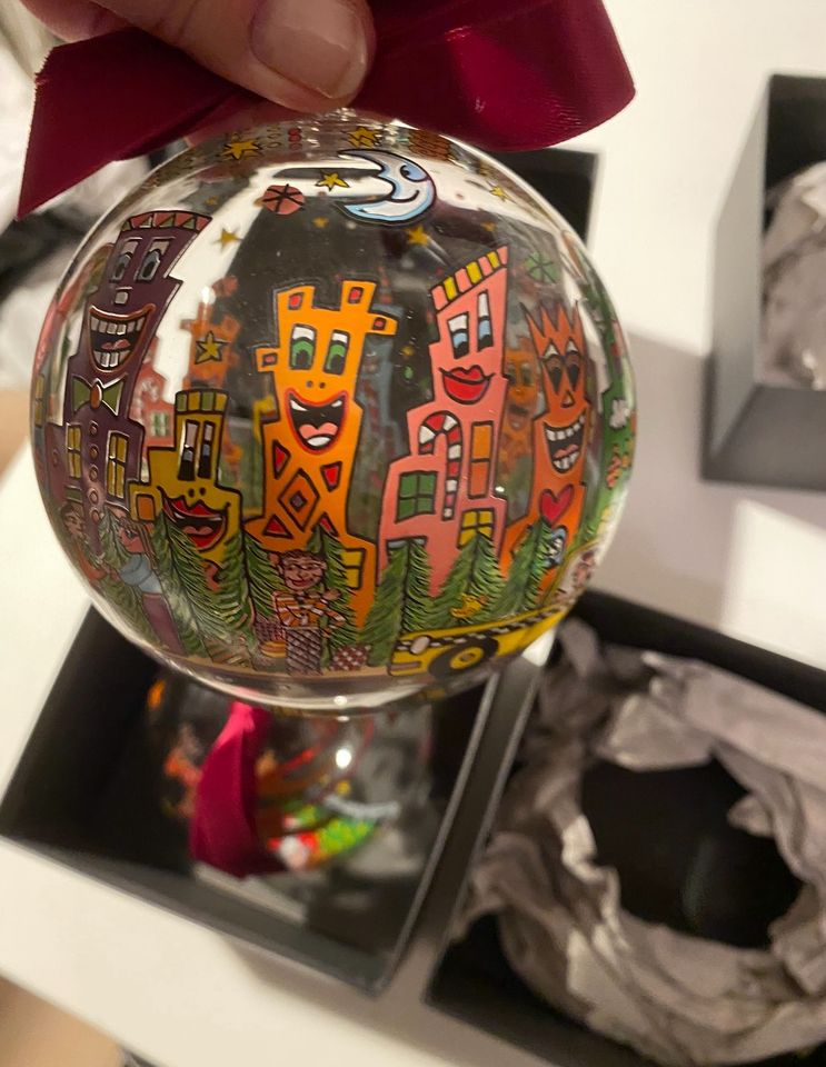 James Rizzi Rosenthal 1 Glaskugel in Wiesbaden