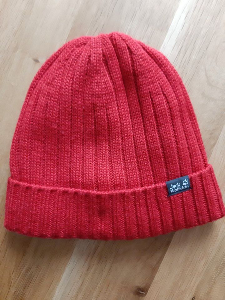 Rib Knit Beanie Jack Wolfskin rot winddichte Mütze Strickmütze in Köln