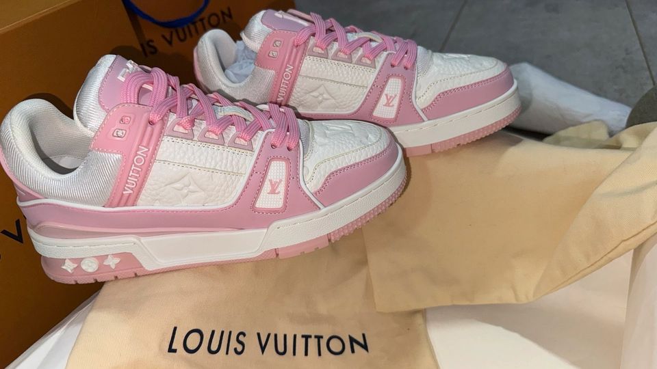 Louis Vuitton Trainer Pink White (Women's) in Berlin