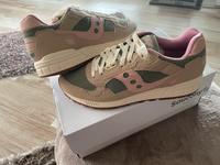 Saucony Shadow 5000 S70747-3 Tan / Olive Gr. 44 / Unisex Schleswig-Holstein - Boostedt Vorschau