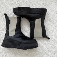 Puma Chelsea Boots Nordrhein-Westfalen - Velbert Vorschau