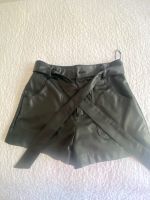 Shorts in schwarz Baden-Württemberg - Bietigheim-Bissingen Vorschau