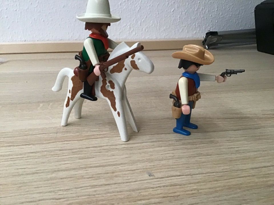 Playmobil 3304 2 Cowboys und Pferd Western in Brandenburg an der Havel