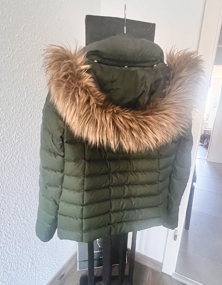 Tommy Hilfiger Daunenjacke in Mönchengladbach