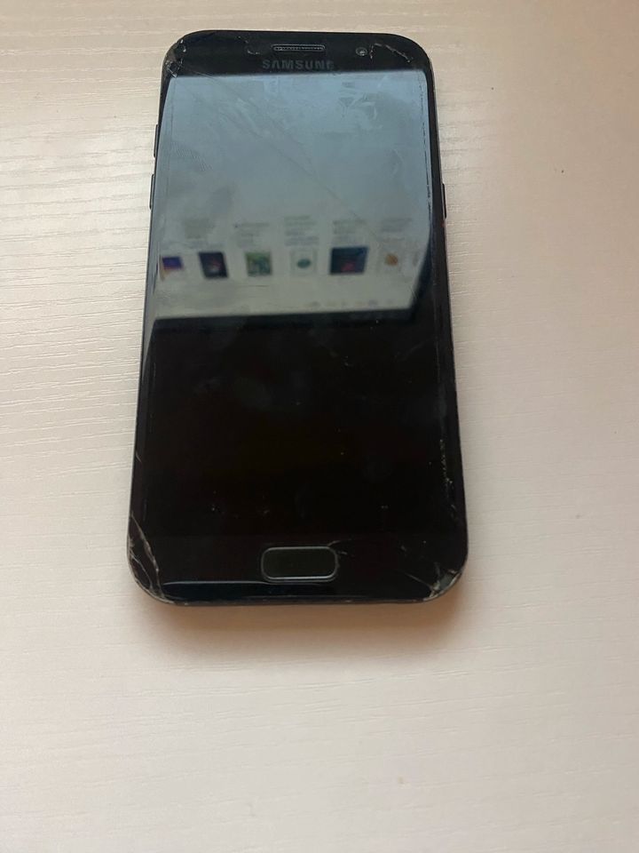 Ein Samsung Bastler Handy in Köln