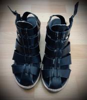 Coole Sandalen von Zara Köln - Ehrenfeld Vorschau
