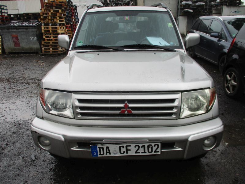 Mitsubishi Pajero Pinin (H6_W. H7_W) 1.8; Schlachtfest: Motor,Tür in Bad Nauheim