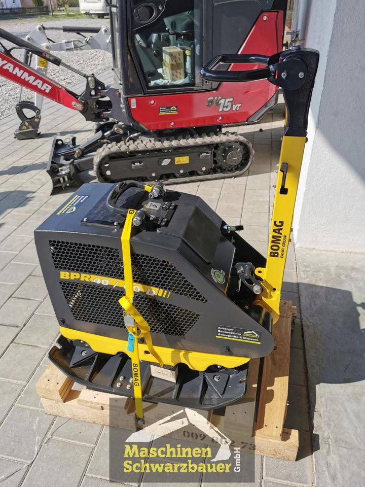 Rüttelplatte 260 kg Bomag BRP 40 / 60 D NEU in Kühbach