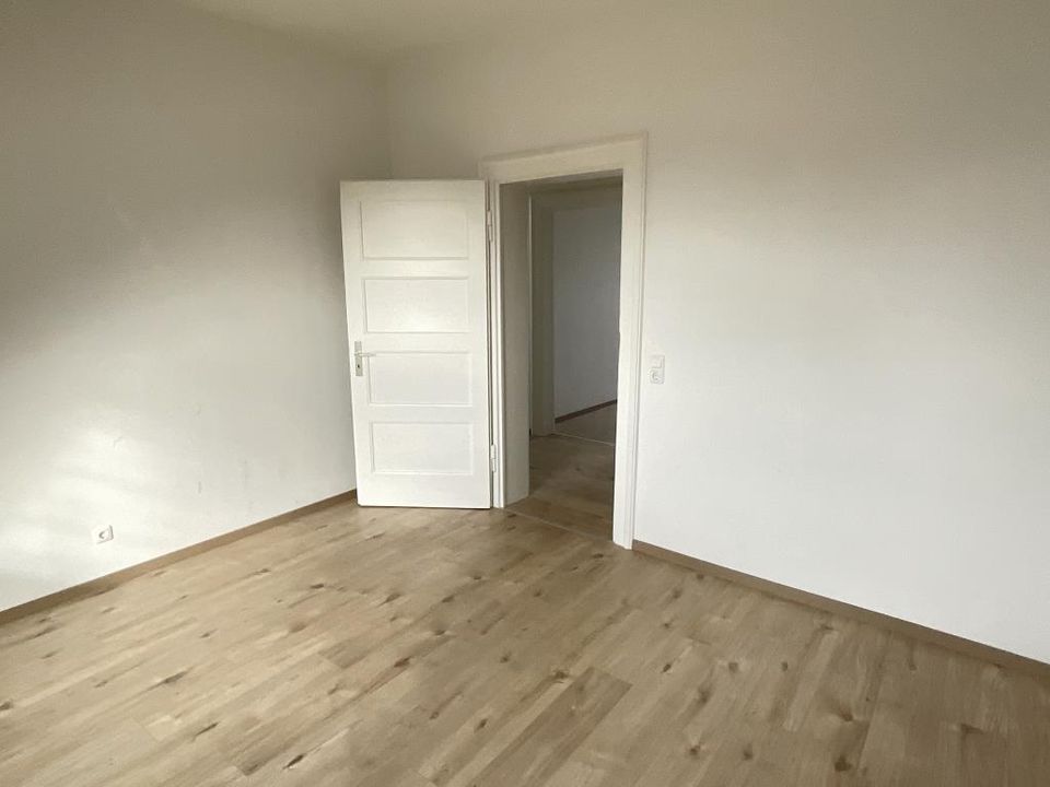 Schöne 3-Zimmer-Wohnung in Duisburg Ruhrort mit Dusche in Duisburg
