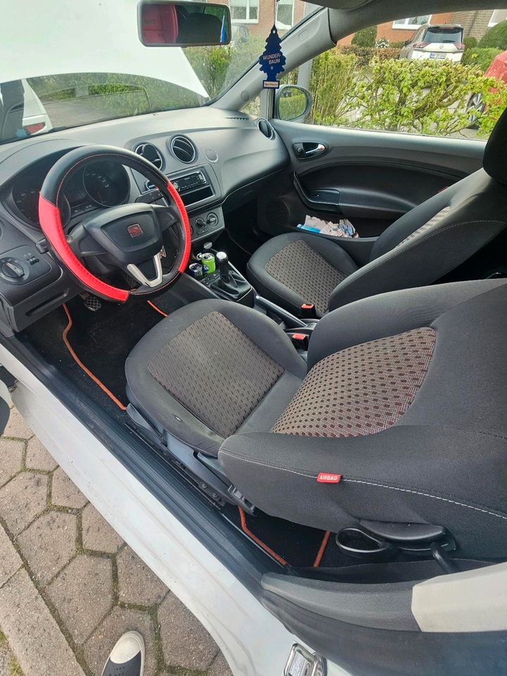 Seat Ibiza 6j zu verkaufen.  1,2-Liter-Benziner in Hamburg