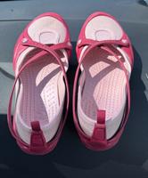 Crocs Ballerina mit Sicherheitsgurt Bremen - Huchting Vorschau