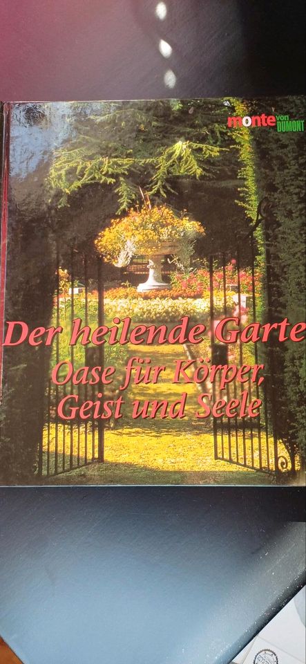 Verkaufe ein Sachbuch Der heilende Garten in Sickte