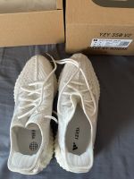 adidas Yeezy Boost 350 V2 Knochen Größe: 44 Baden-Württemberg - Leonberg Vorschau