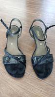 Sandalen, Riemchensandalen Baden-Württemberg - Nürtingen Vorschau