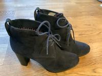 Tommy Hilfiger Schuhe Boots High Heels Gr 39 Bayern - Würzburg Vorschau