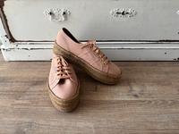 Neu SUPERGA Espadrilles 41 Schnürer altrosa Sneaker rosa Altrosa Niedersachsen - Seevetal Vorschau