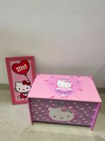 Hello Kitty Box und Schild Pankow - Weissensee Vorschau