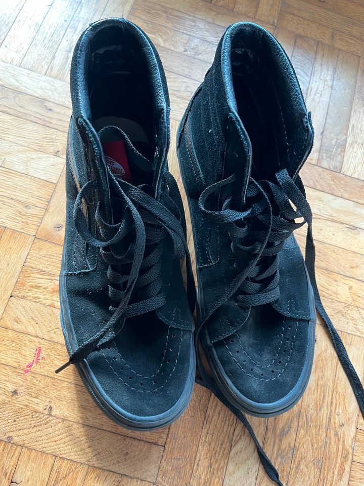 Vans Sk8 HI, Größe 38,5 in schwarz in Erkelenz