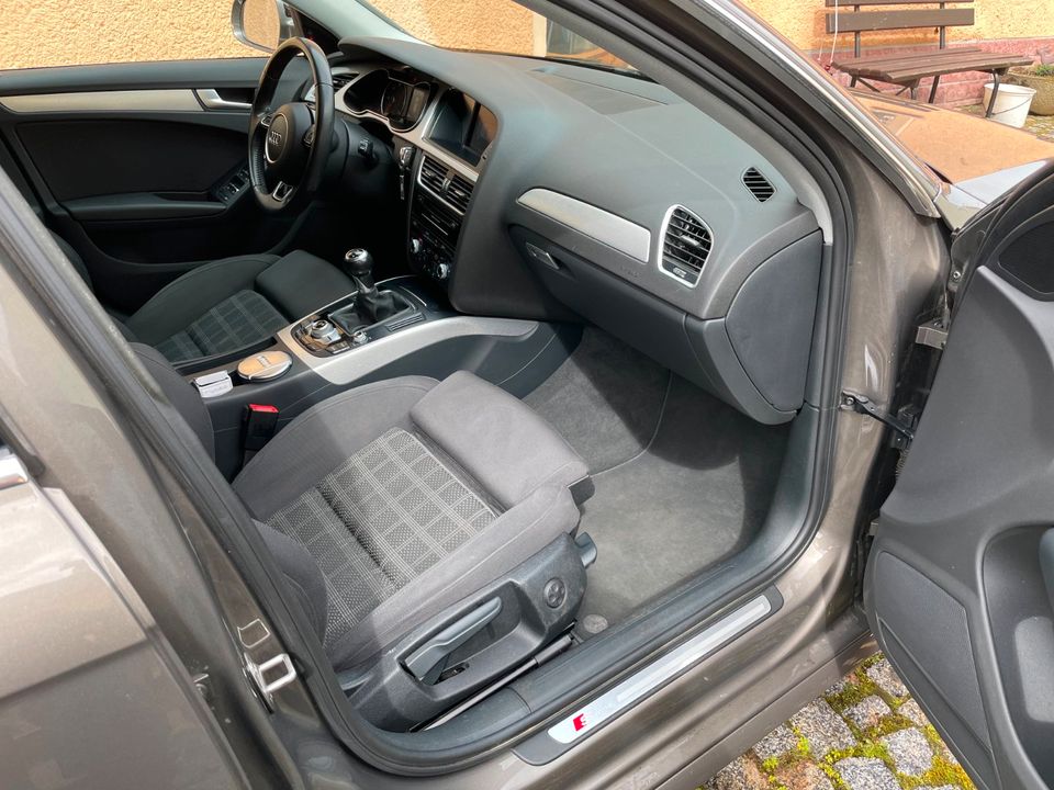 Audi A4 Avant 2.0 TDI DPF clean diesel S line Sportpaket in Schkölen