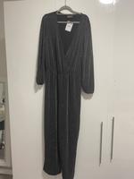 Jumpsuit mit Etikett von C&A Sachsen-Anhalt - Halle Vorschau
