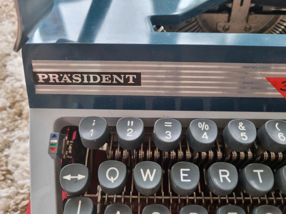 Koffer Schreibmaschine Präsident De Luxe in Saarbrücken
