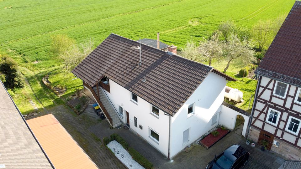 Wunderschöner Bauernhof mit Ackerland, prädestiniert für Pferdehaltung in Alsfeld