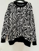 Religion London Pullover Strickpullover Animalprint Schwarz weiß Berlin - Mitte Vorschau