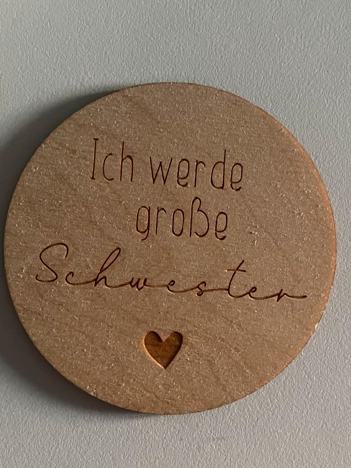 „Ich werde große Schwester“ Holzschild in Zemitz