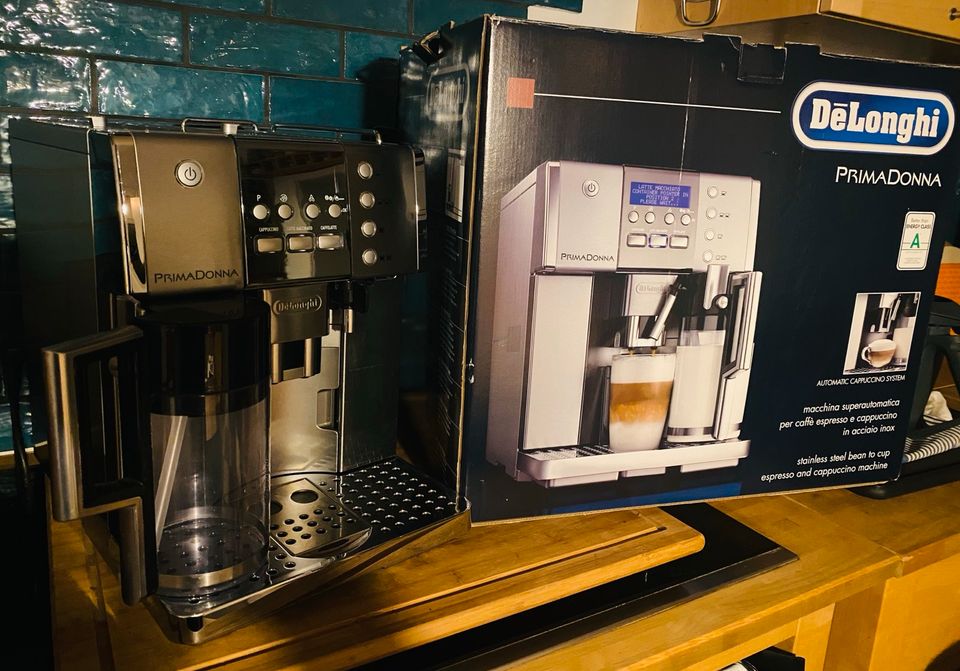 DeLonghi Primadonna defekt Kaffeevollautomat Kaffeemaschine in Landsberg (Lech)